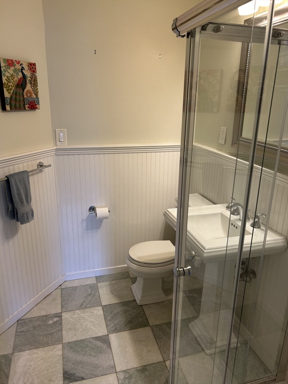 27 Bowdoin Unit: 4 CD