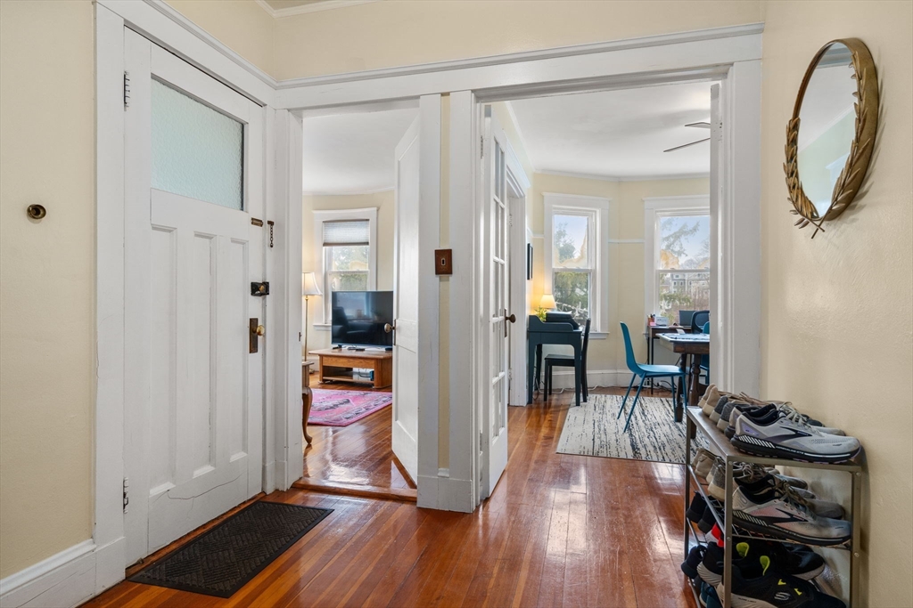 438 Washington # 3