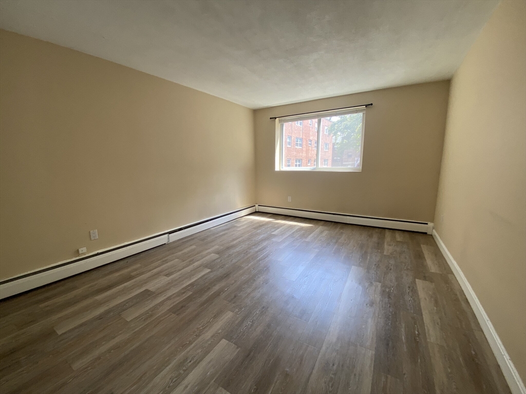 123 Sewall Ave # 1A