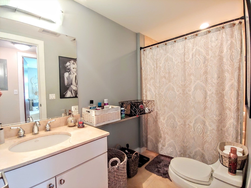 533 Cambridge St # 302