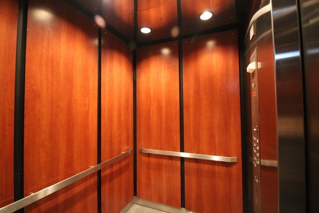 533 Cambridge St # 302