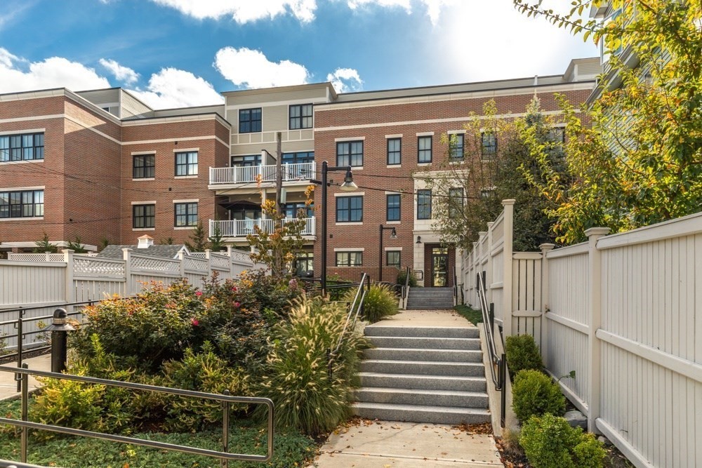 375 Market Street # 307