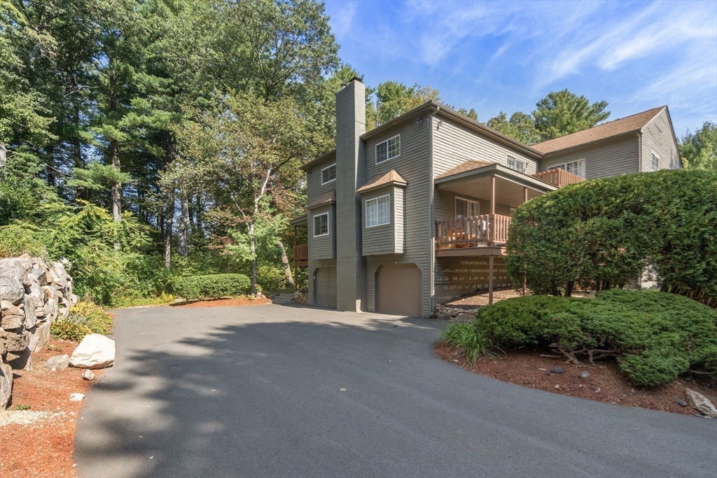 11 Voyagers Lane # 11