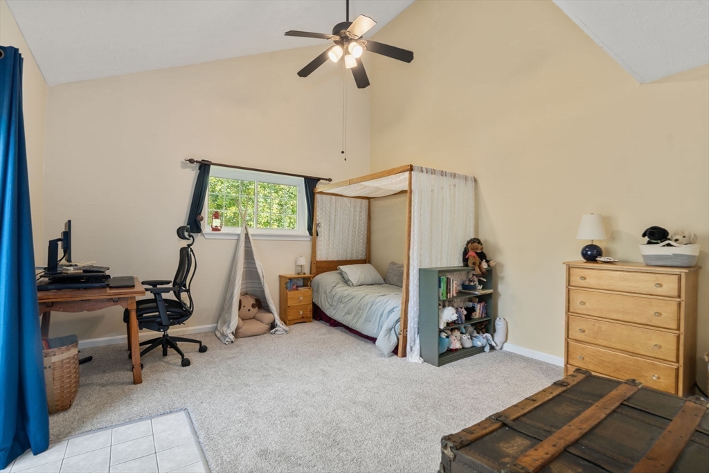 11 Voyagers Lane # 11