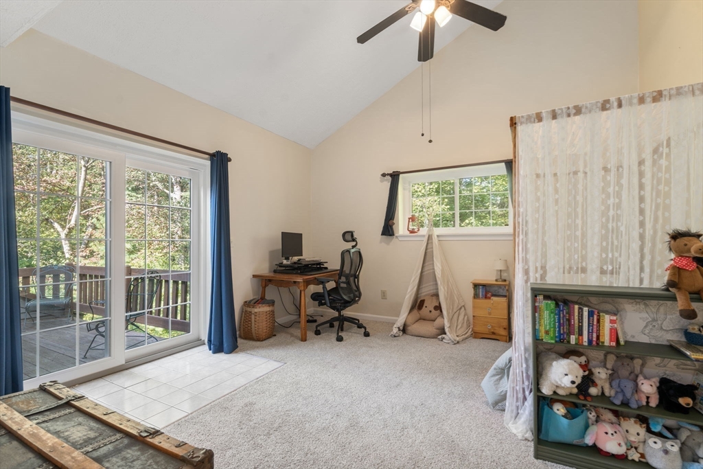 11 Voyagers Lane # 11