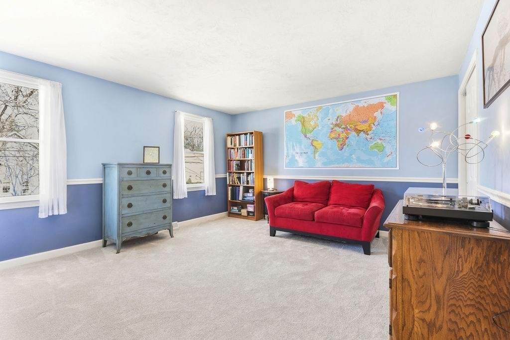 192 Fairway Dr