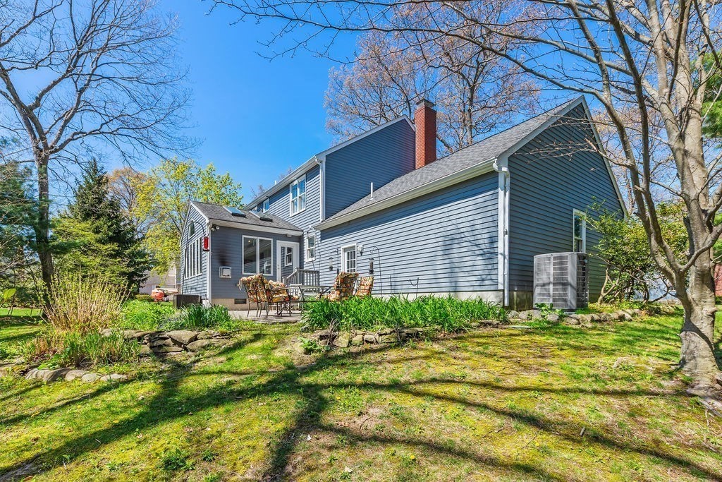 192 Fairway Dr