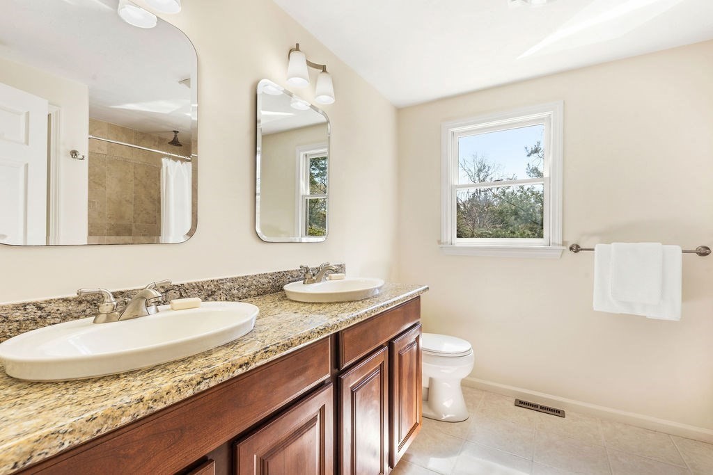 192 Fairway Dr