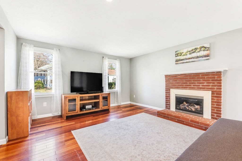 192 Fairway Dr