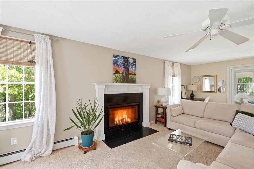 4 Kimba Ln