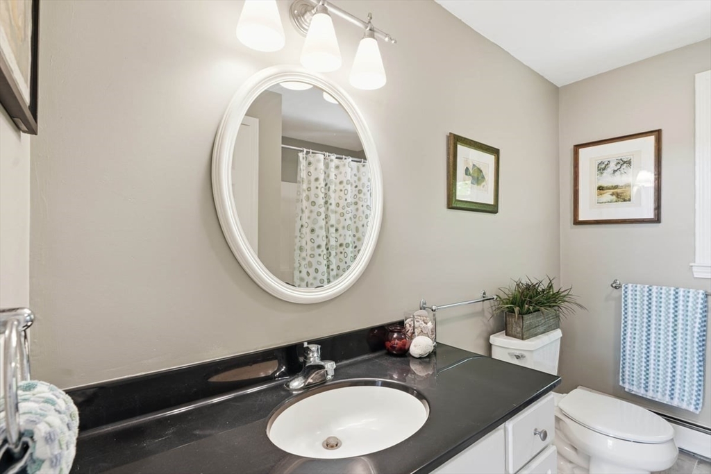 4 Kimba Ln