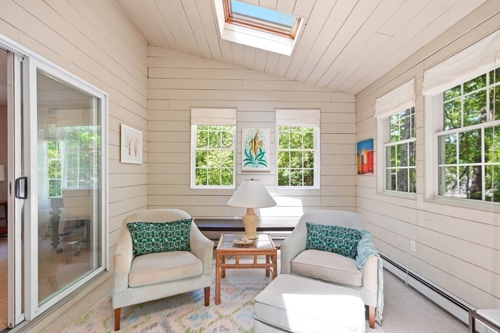 4 Kimba Ln