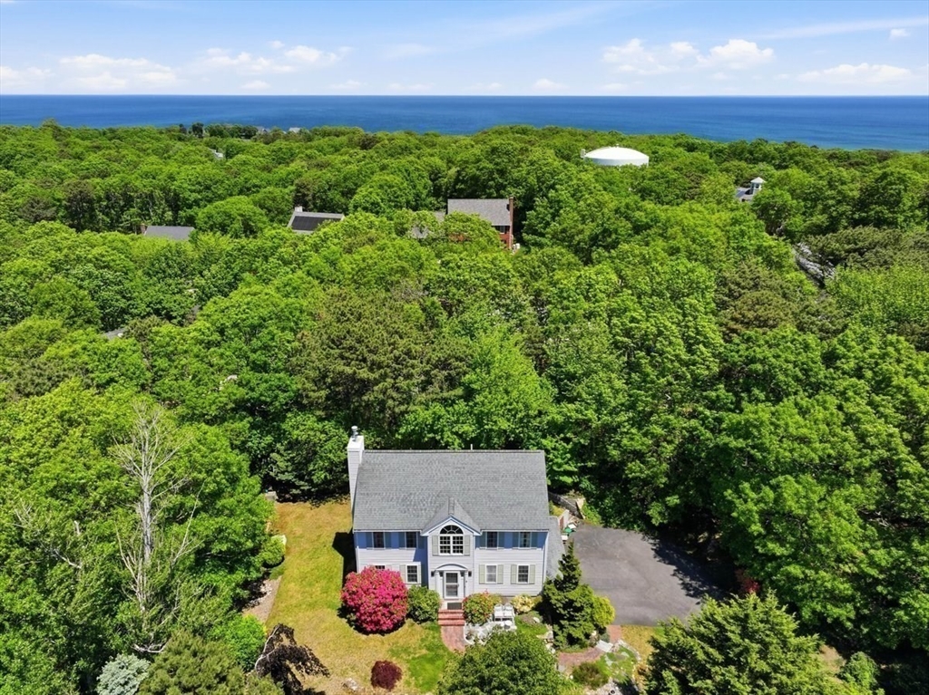 4 Kimba Ln