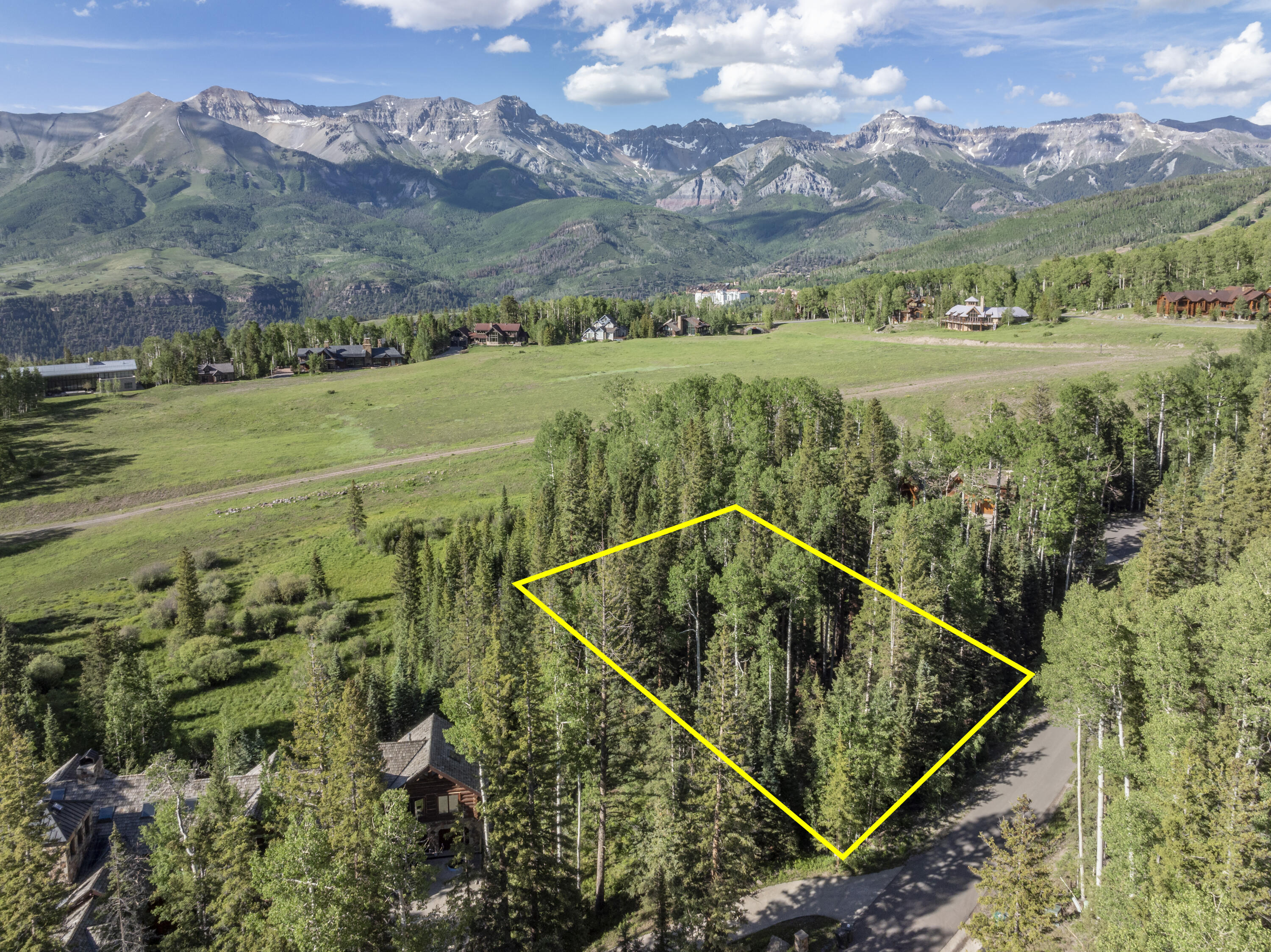 118 Snowfield Drive