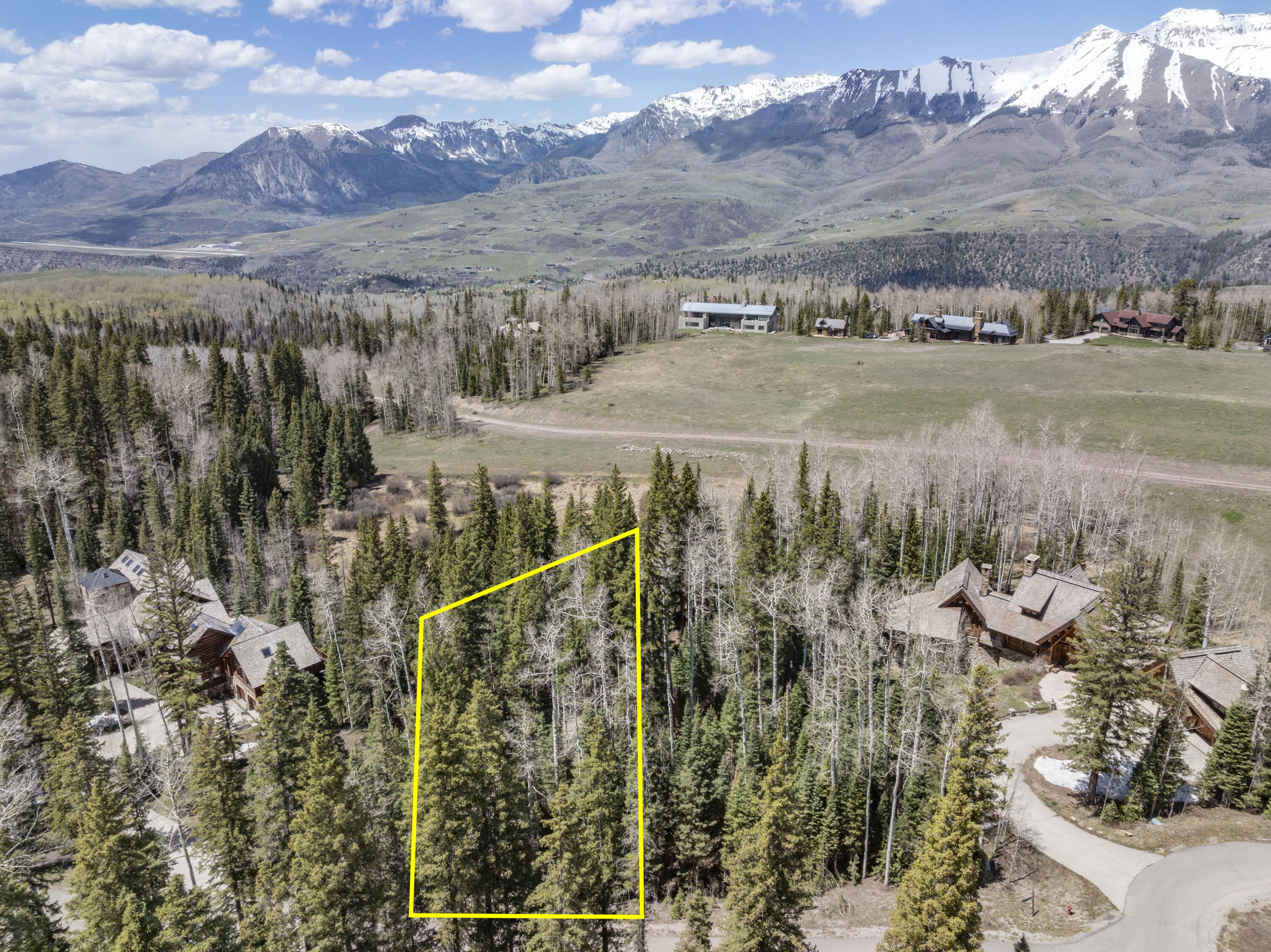 118 Snowfield Drive