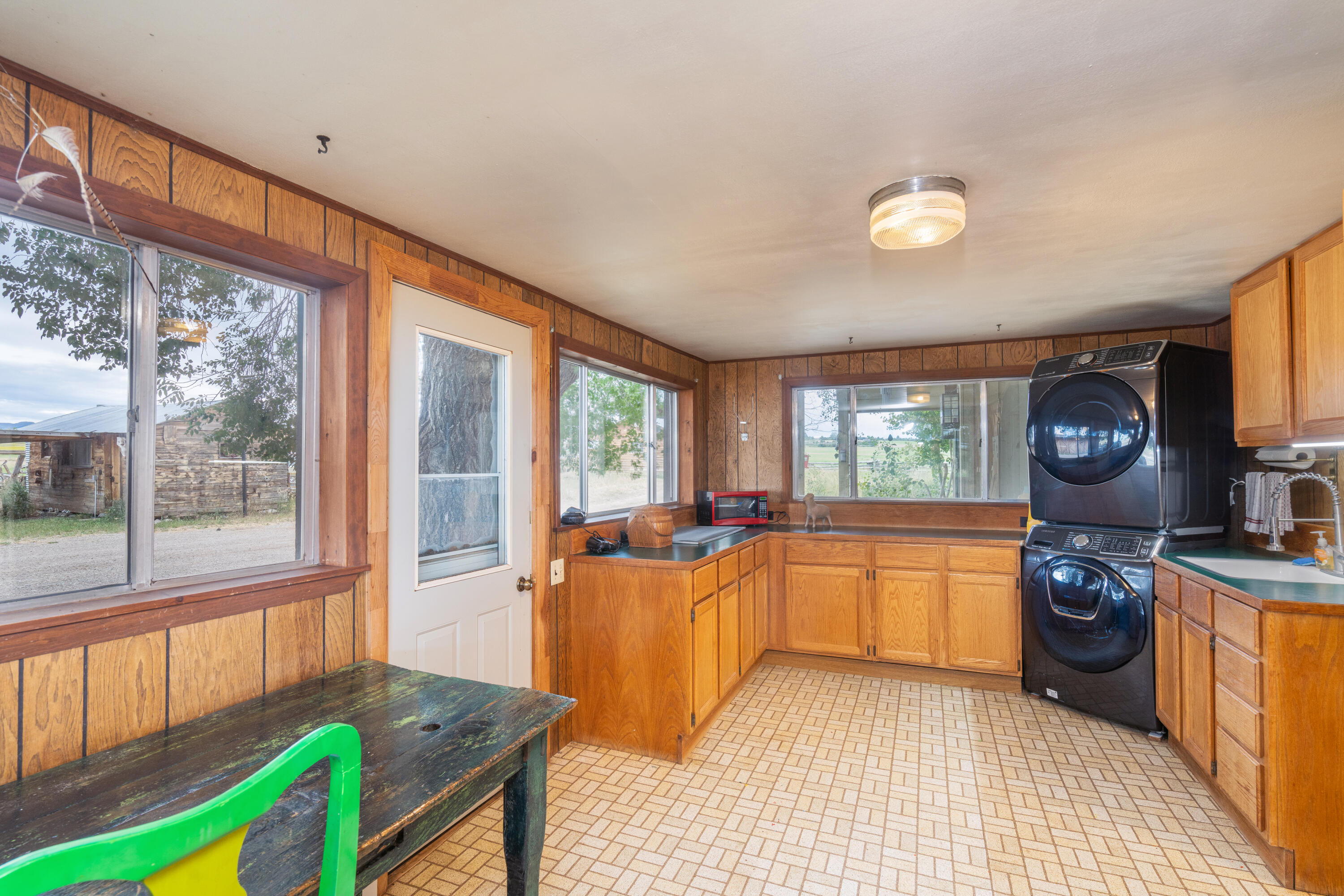 1226 County Rd X45