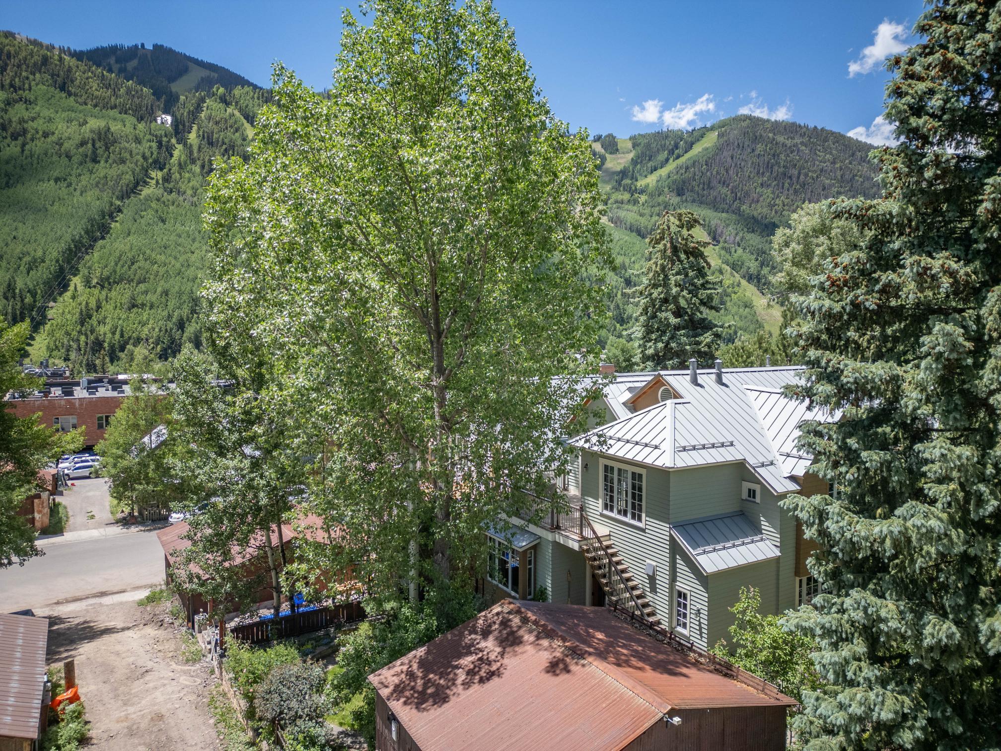 210 N Aspen Street