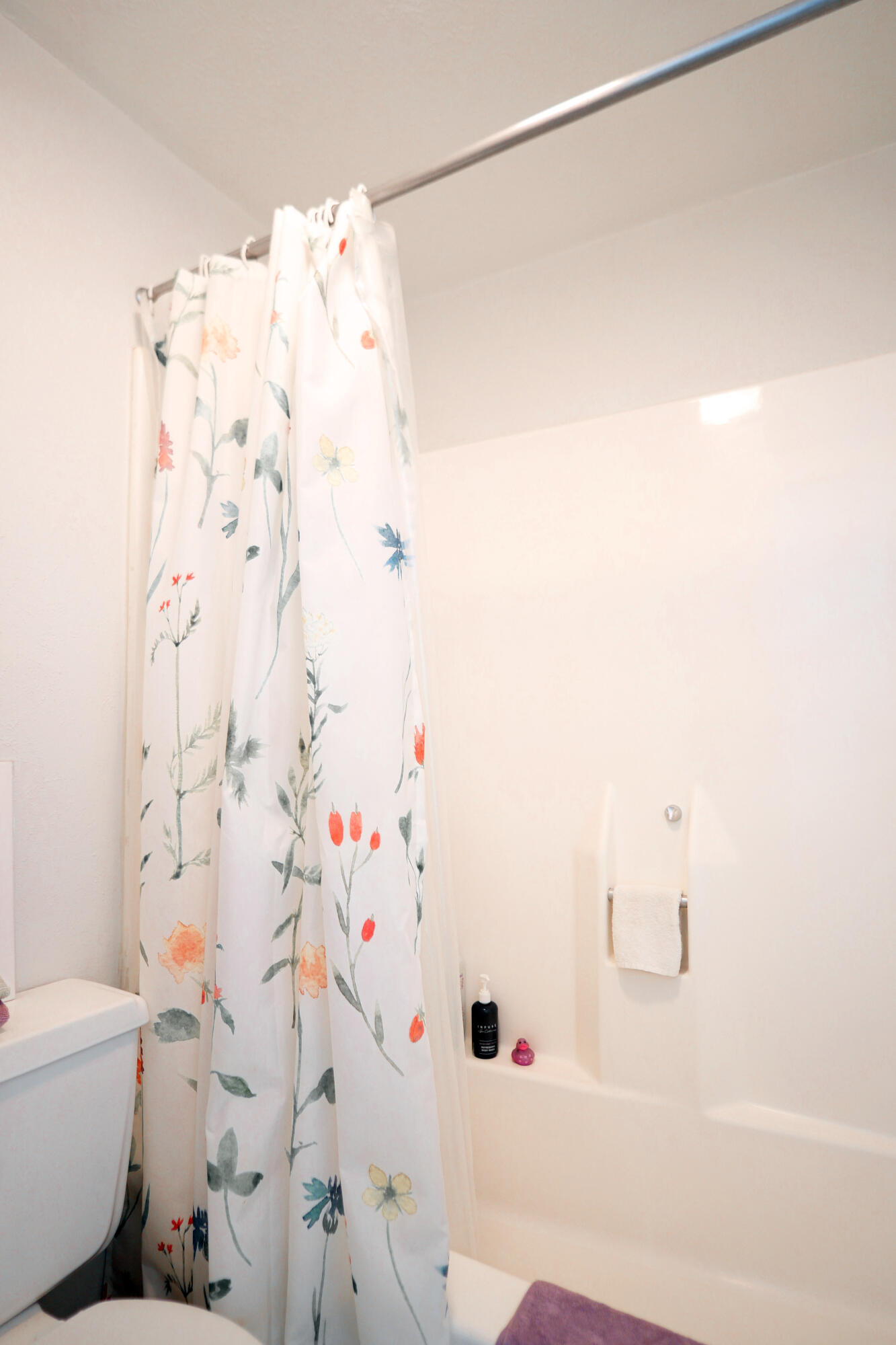 619 W Columbia Avenue, A130 130/131