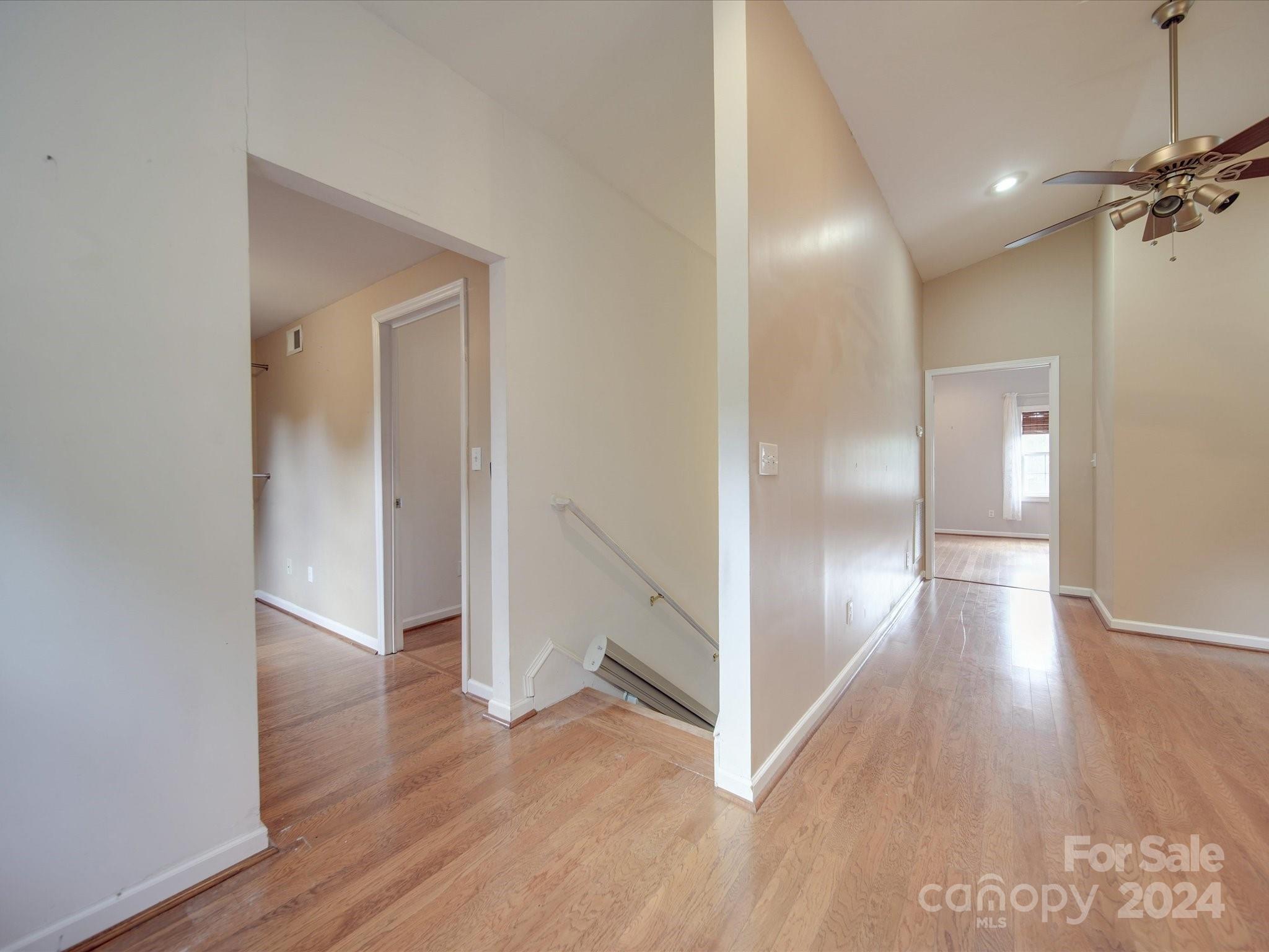 590 Main Street SW