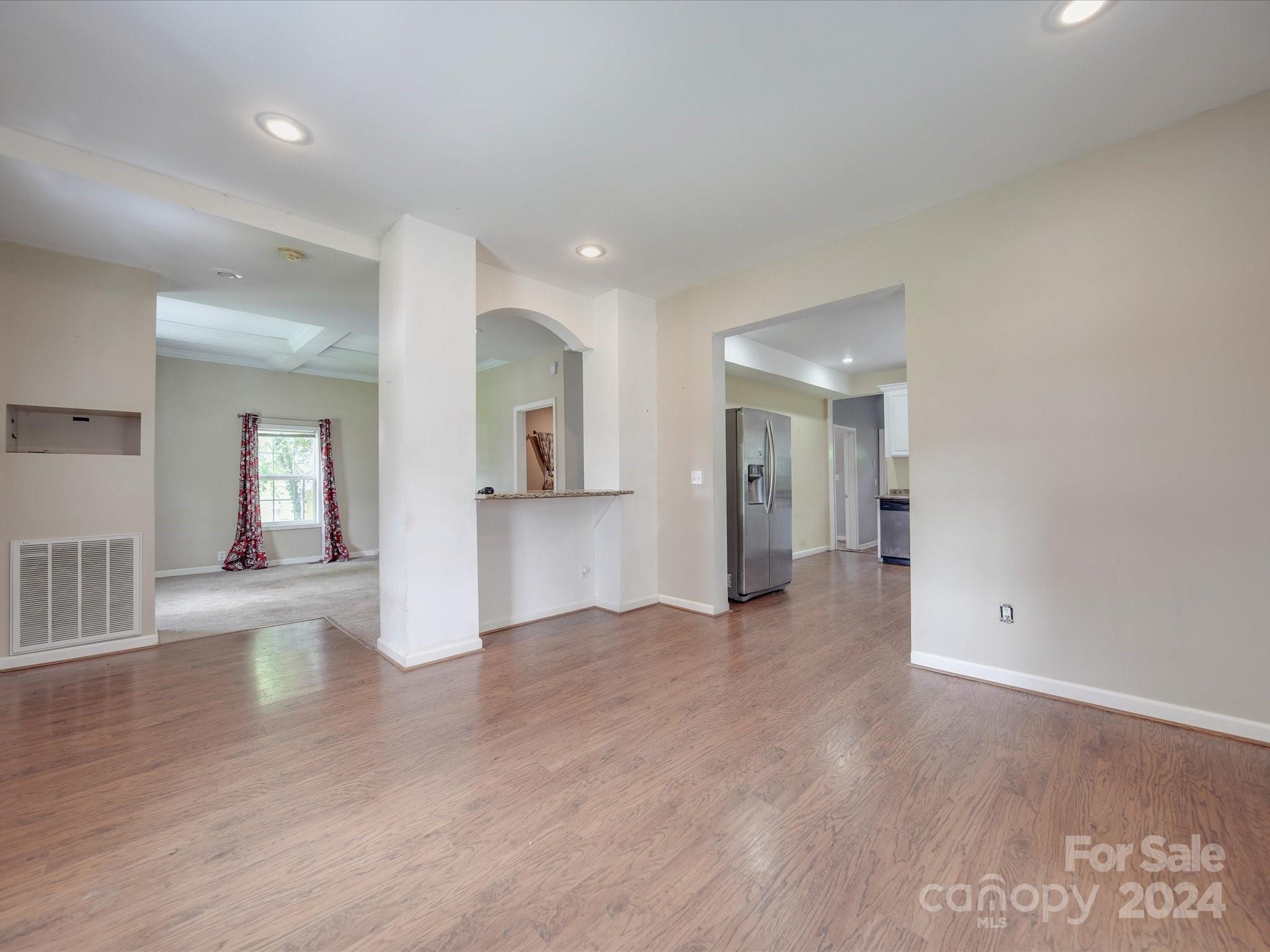 590 Main Street SW