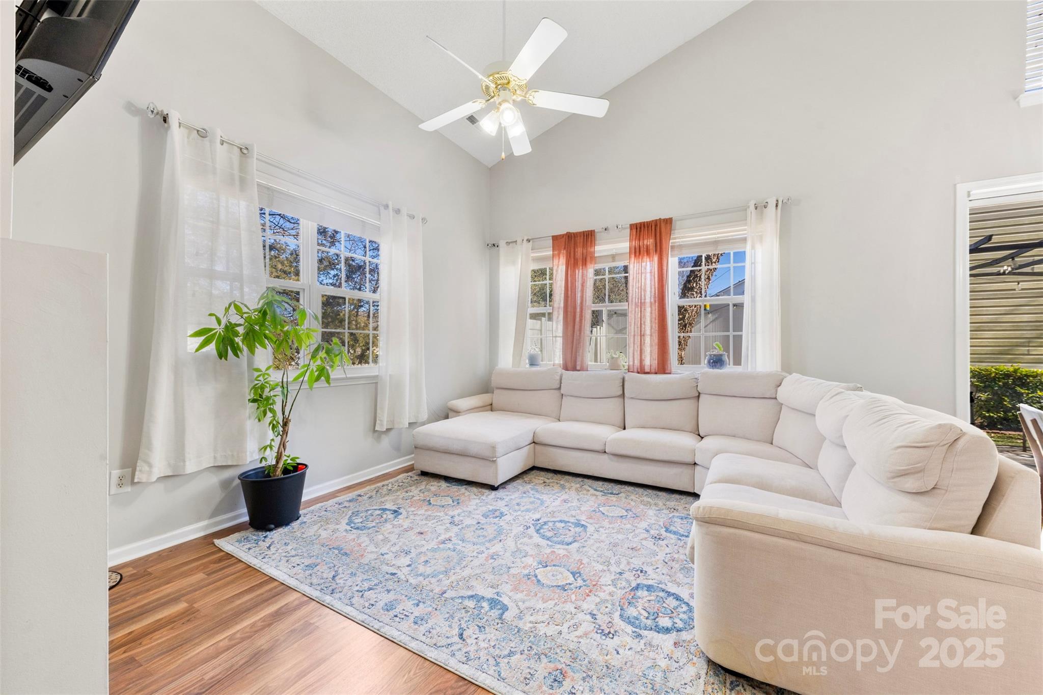 9112 Meadowmont View Drive