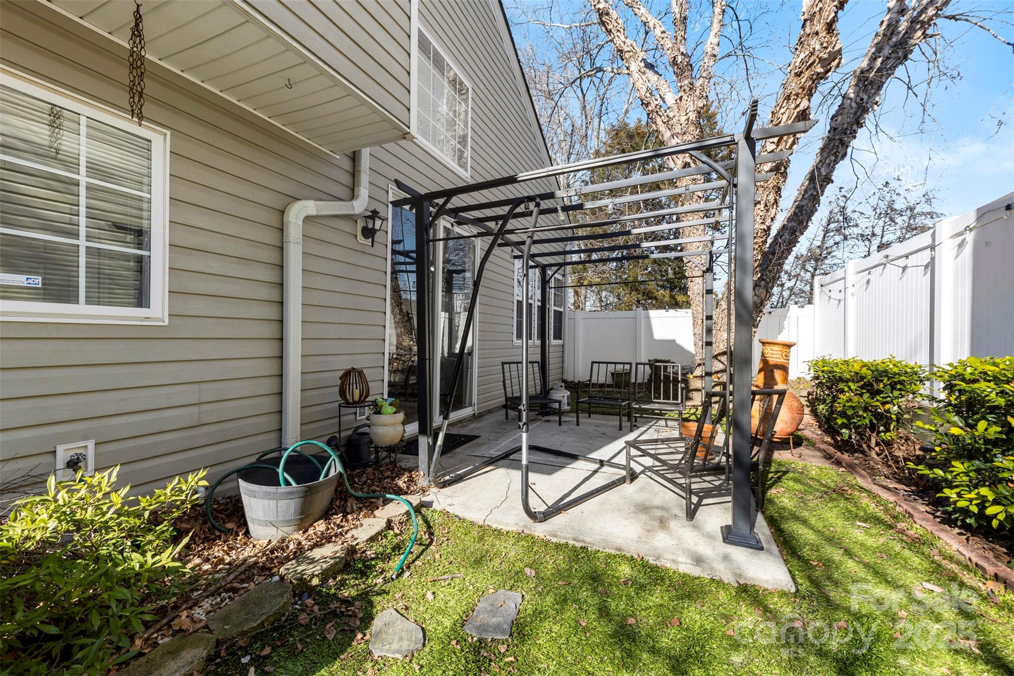 9112 Meadowmont View Drive