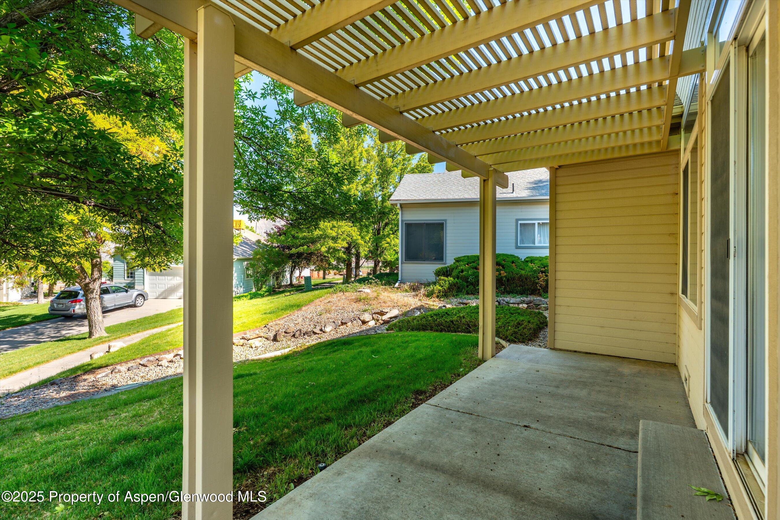 55 Limberpine Circle