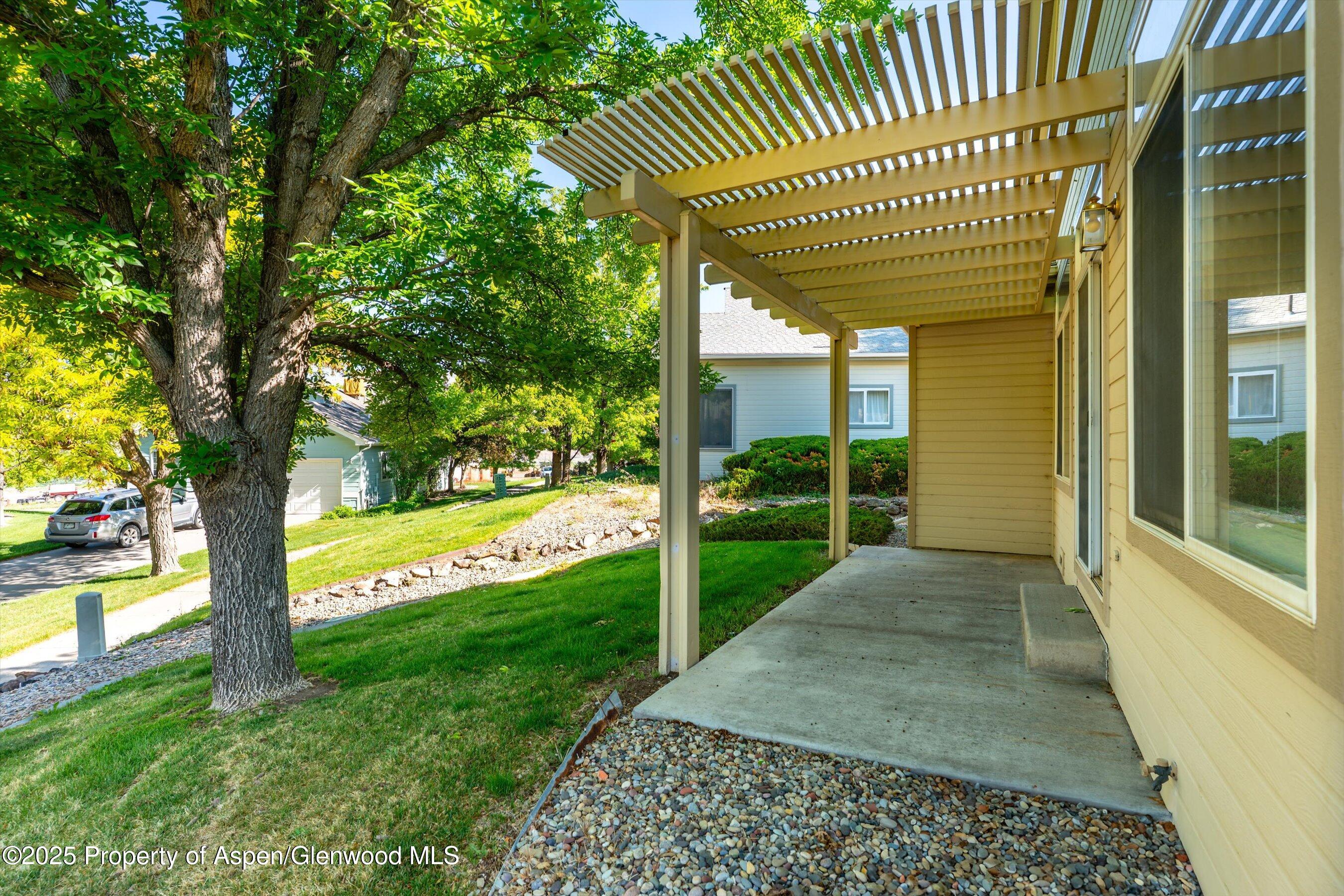 55 Limberpine Circle