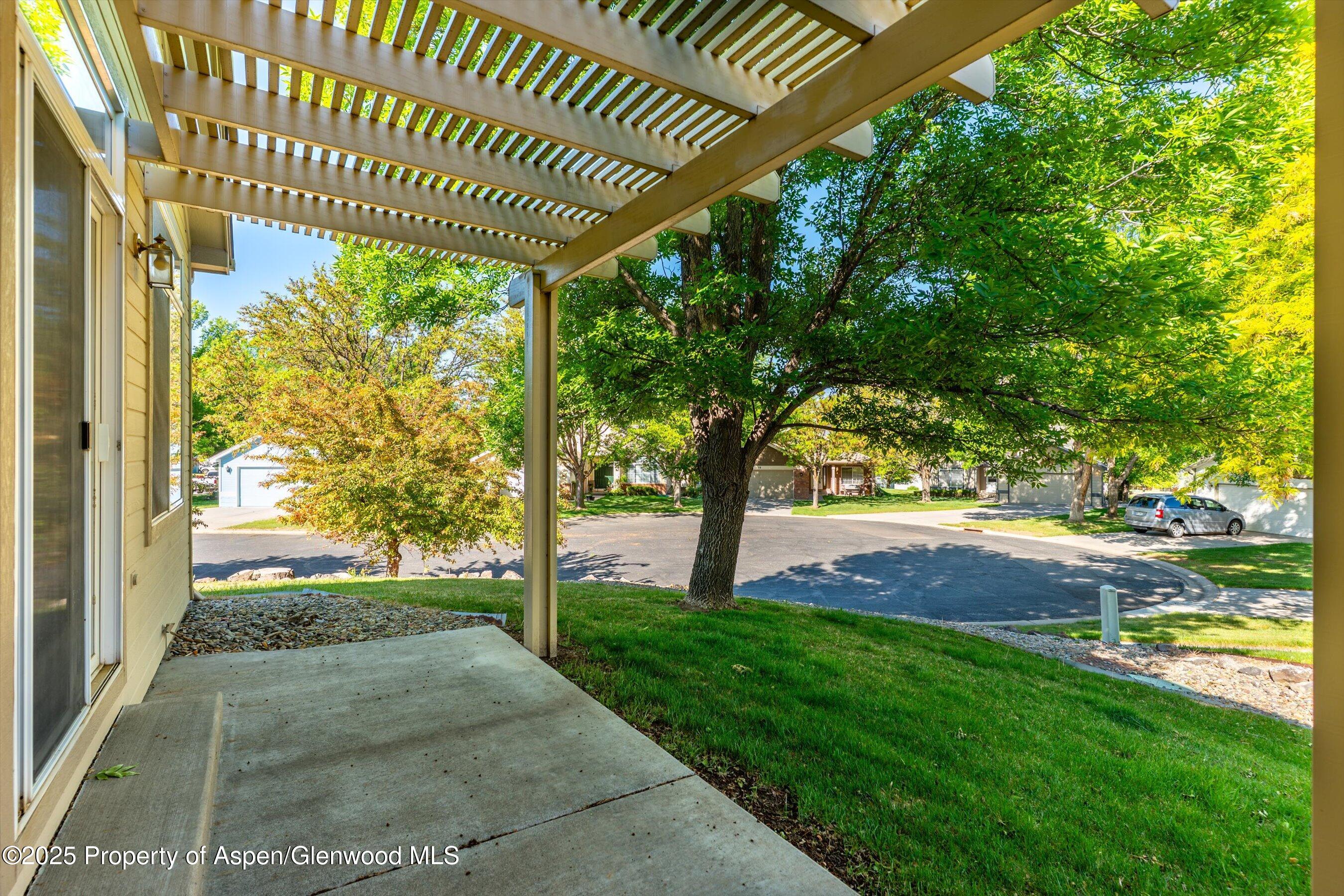 55 Limberpine Circle