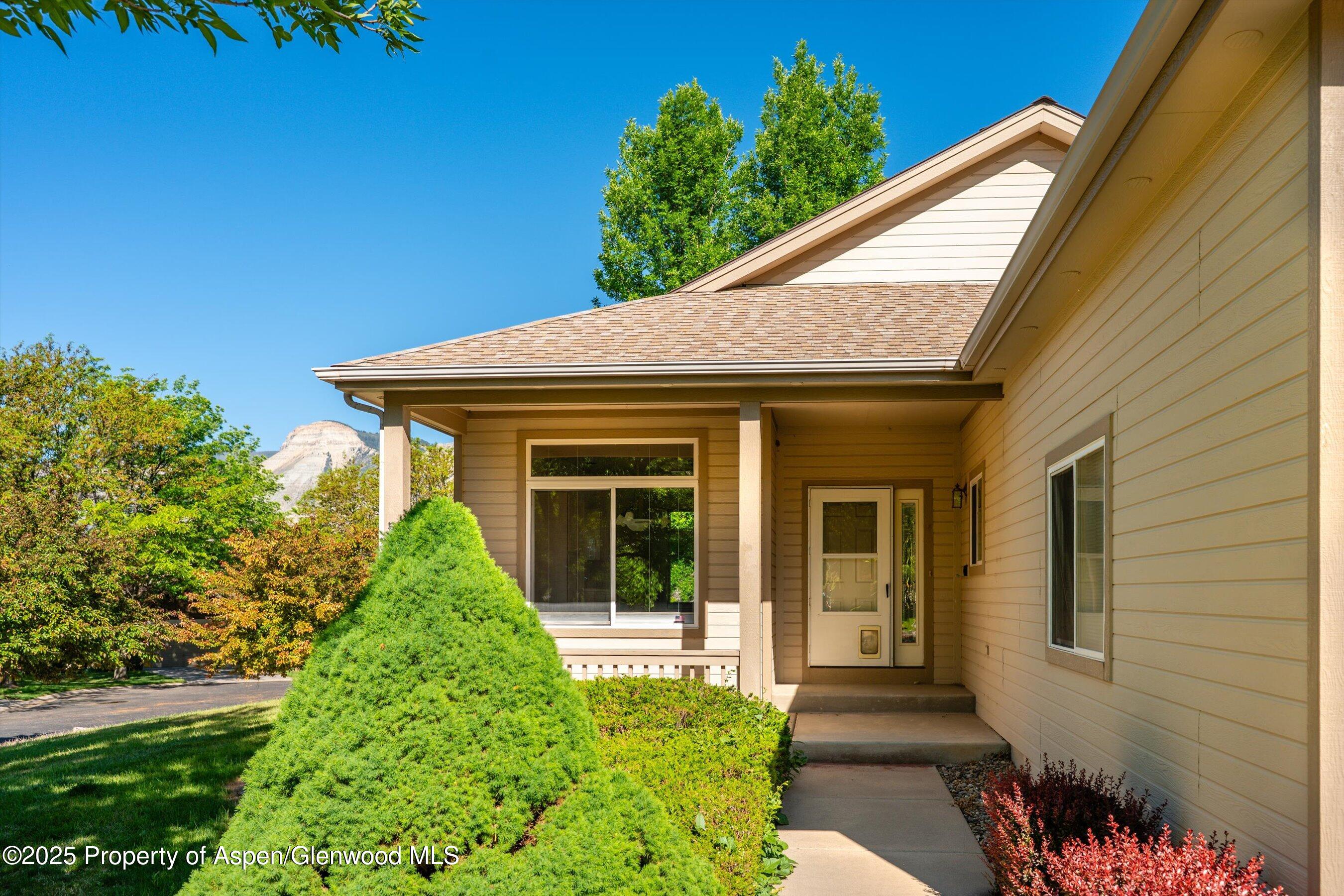 55 Limberpine Circle
