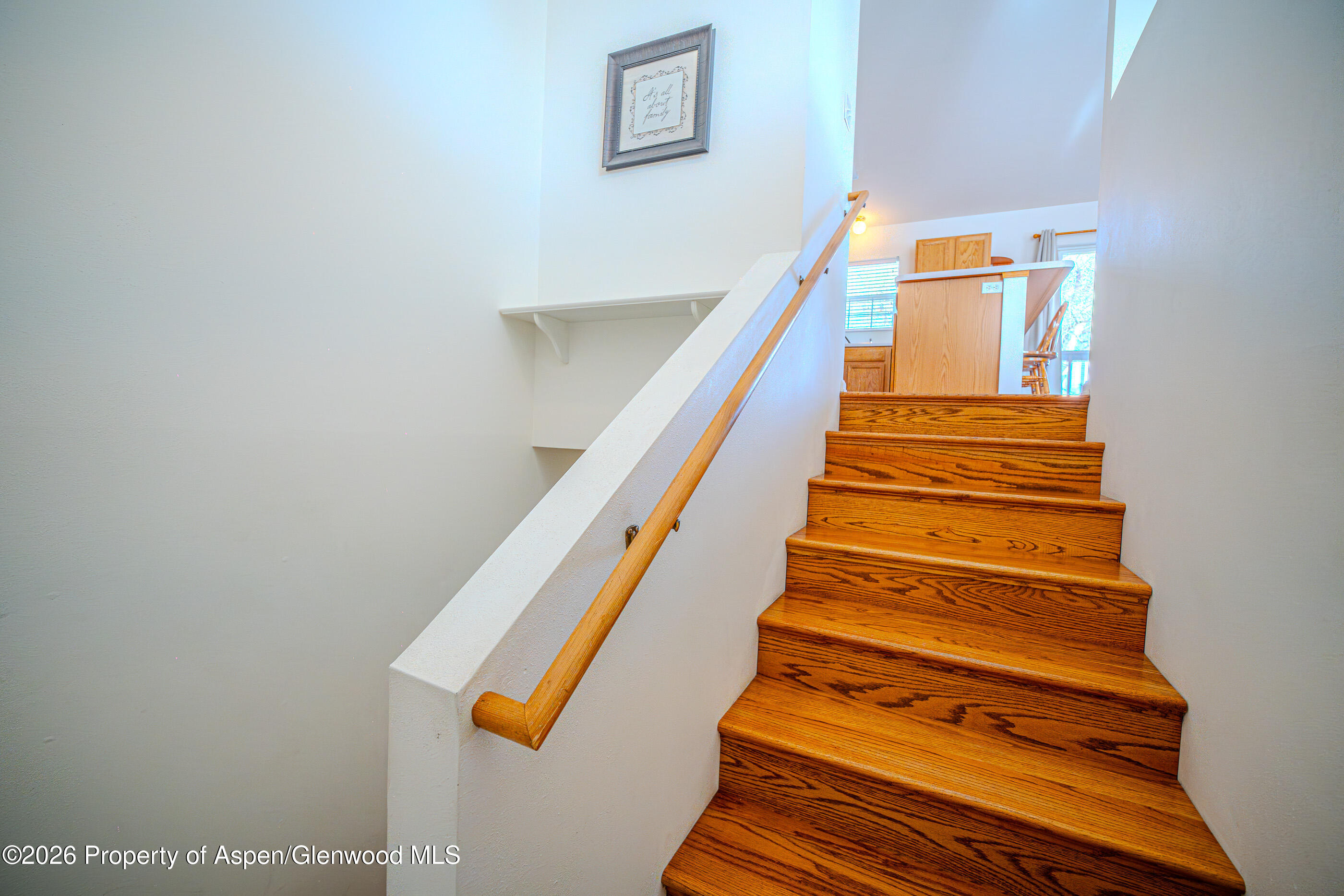 2319 Meadow Circle