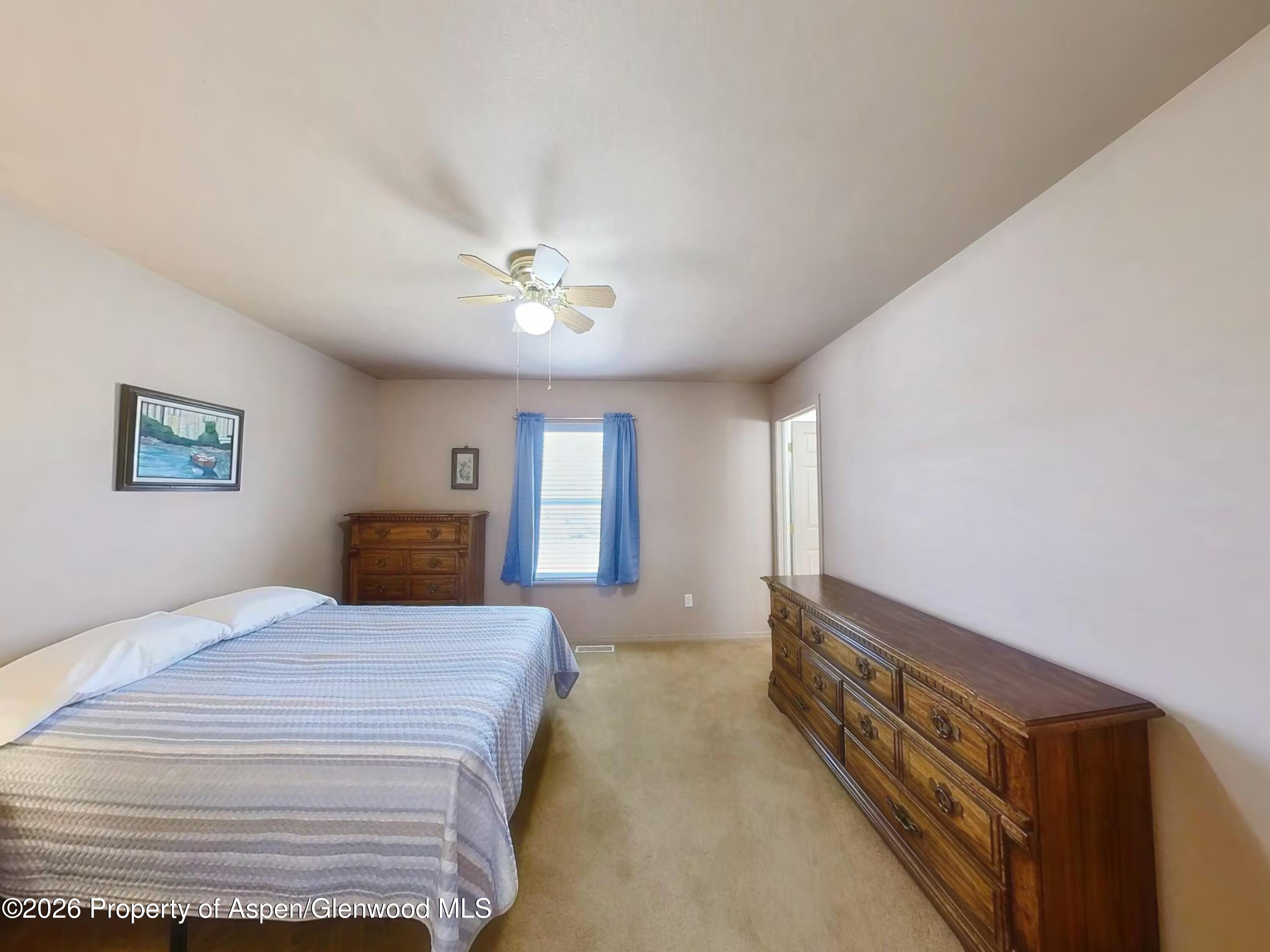 2319 Meadow Circle
