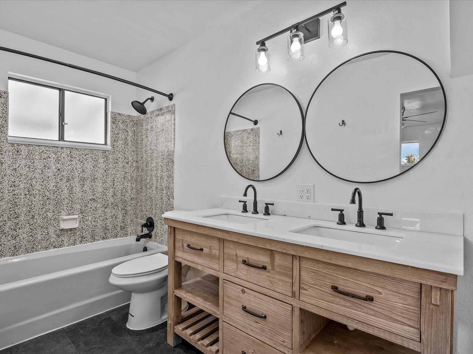 624 Hudsons Bay Drive