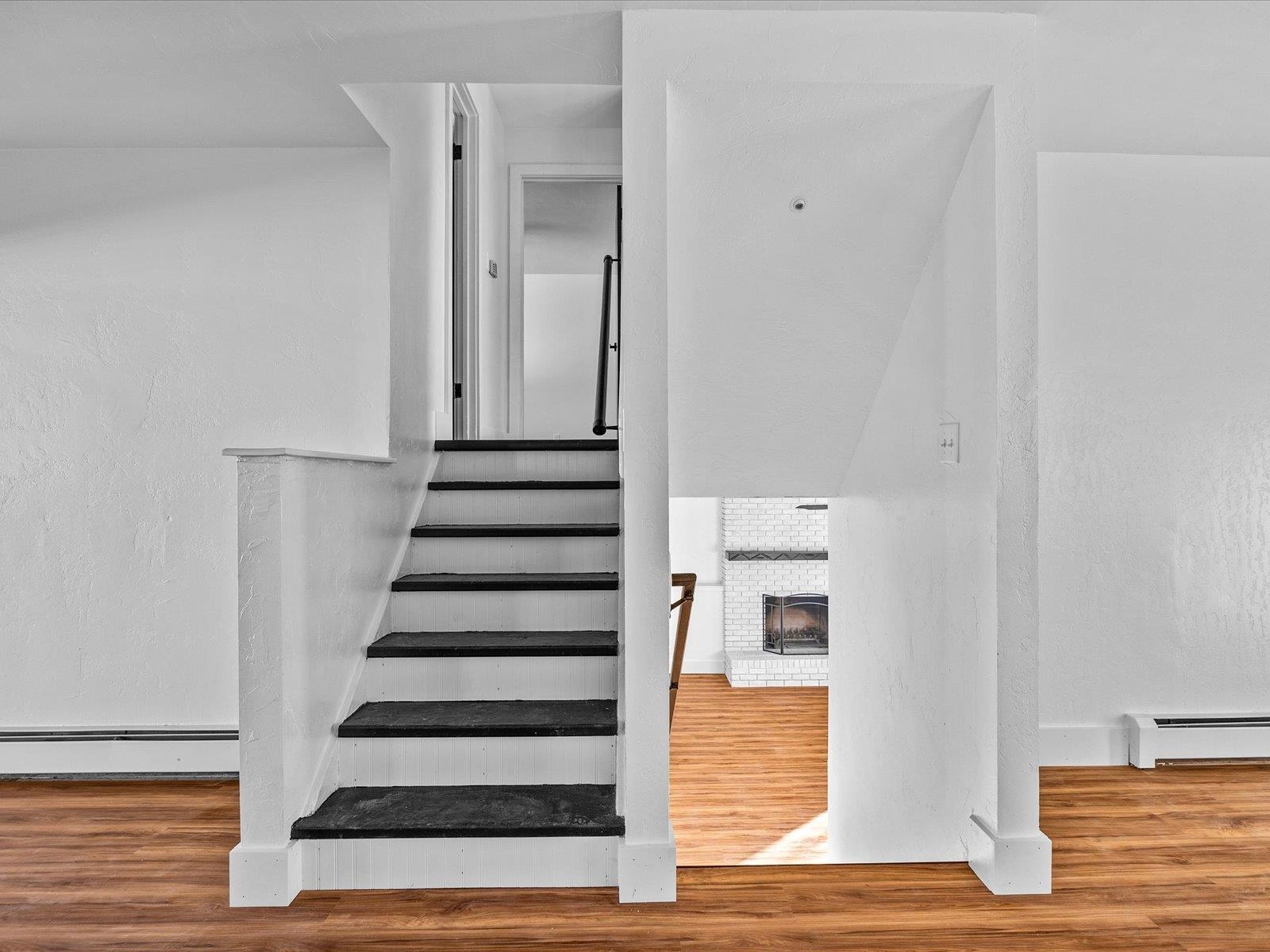 624 Hudsons Bay Drive