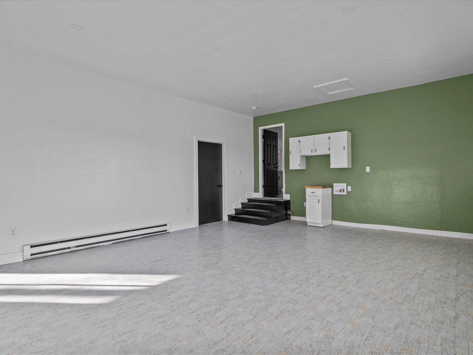 624 Hudsons Bay Drive