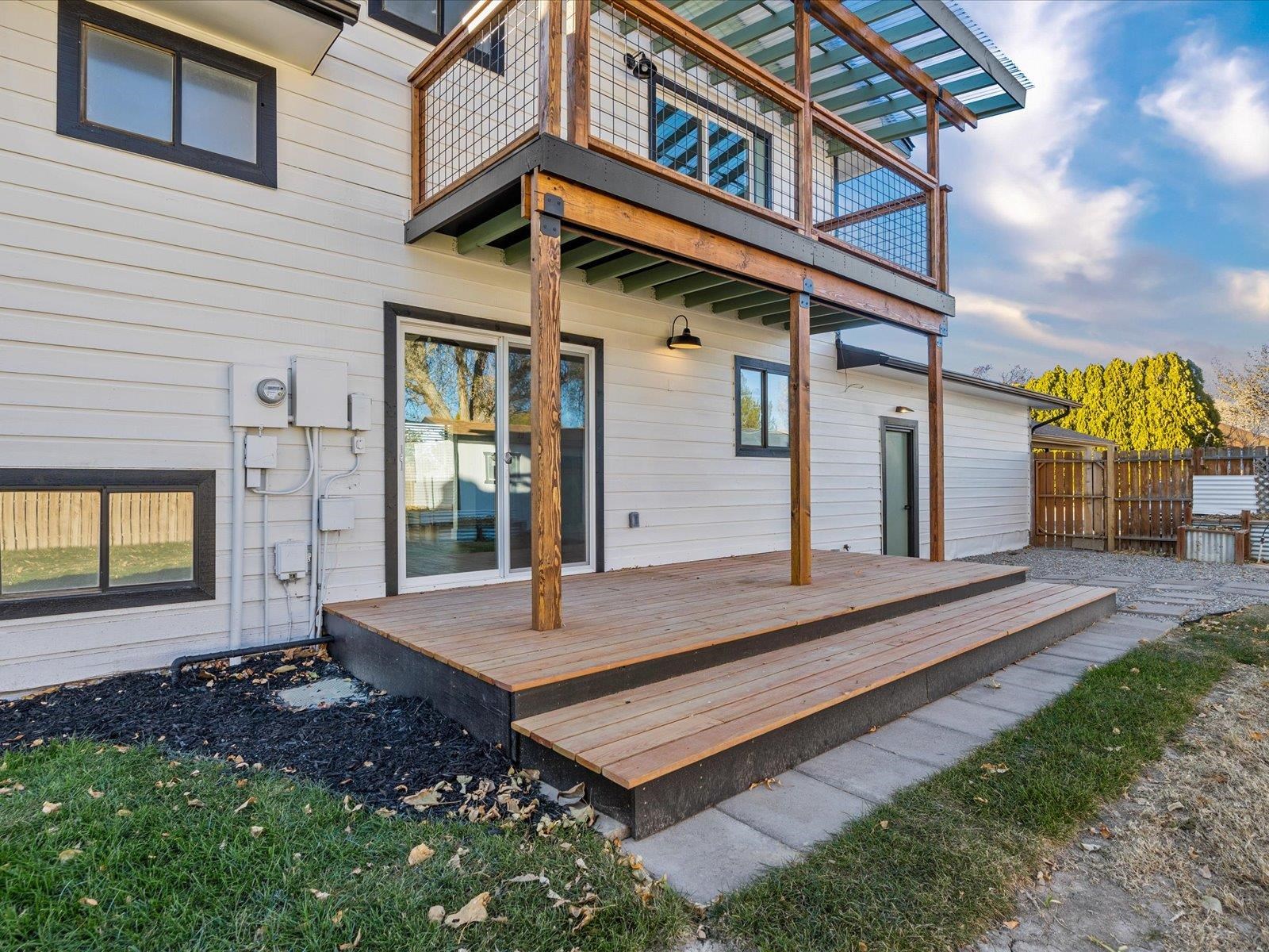 624 Hudsons Bay Drive