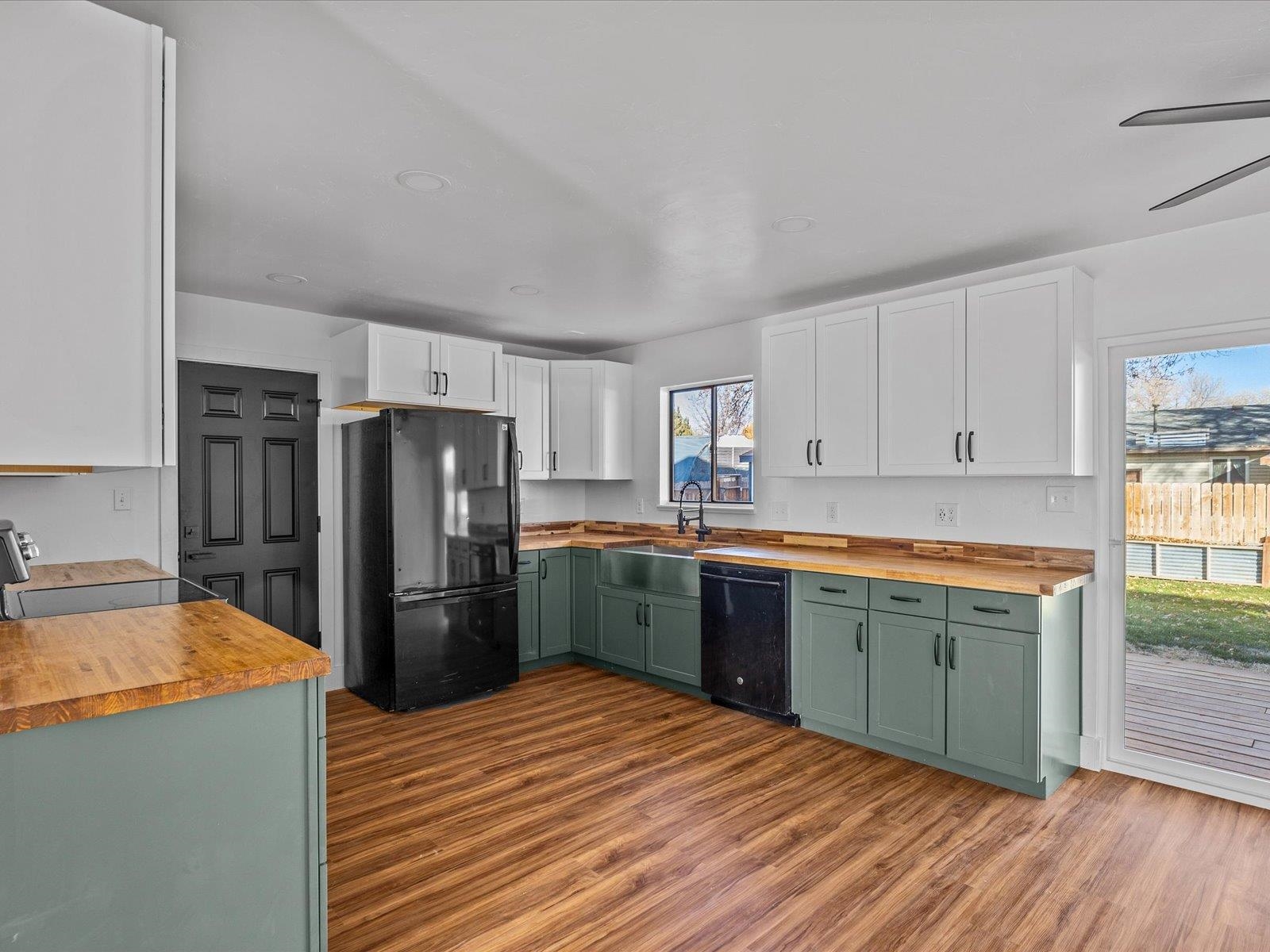 624 Hudsons Bay Drive