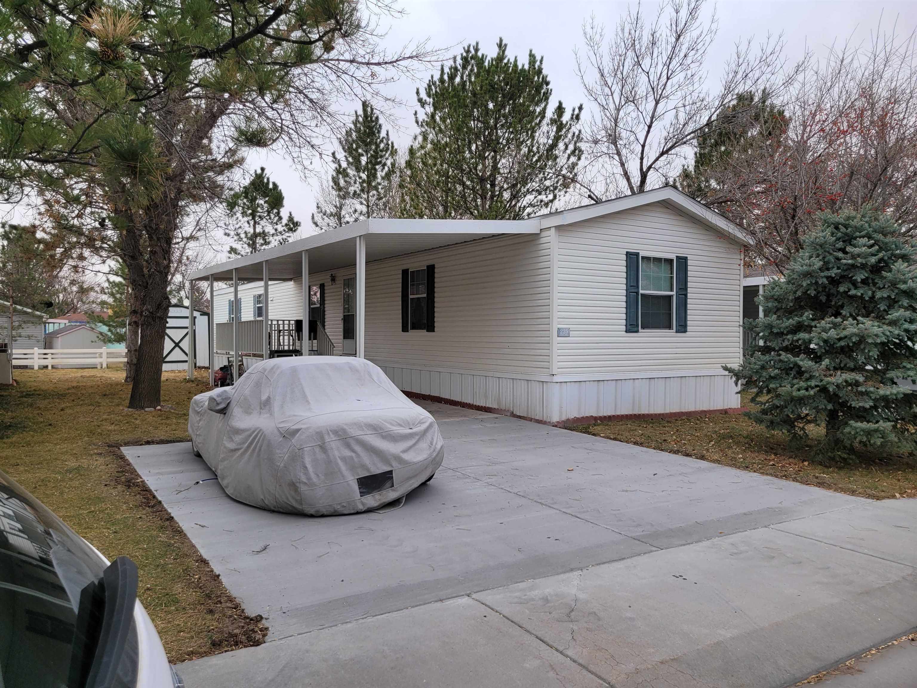 435 32 Road Unit: 225