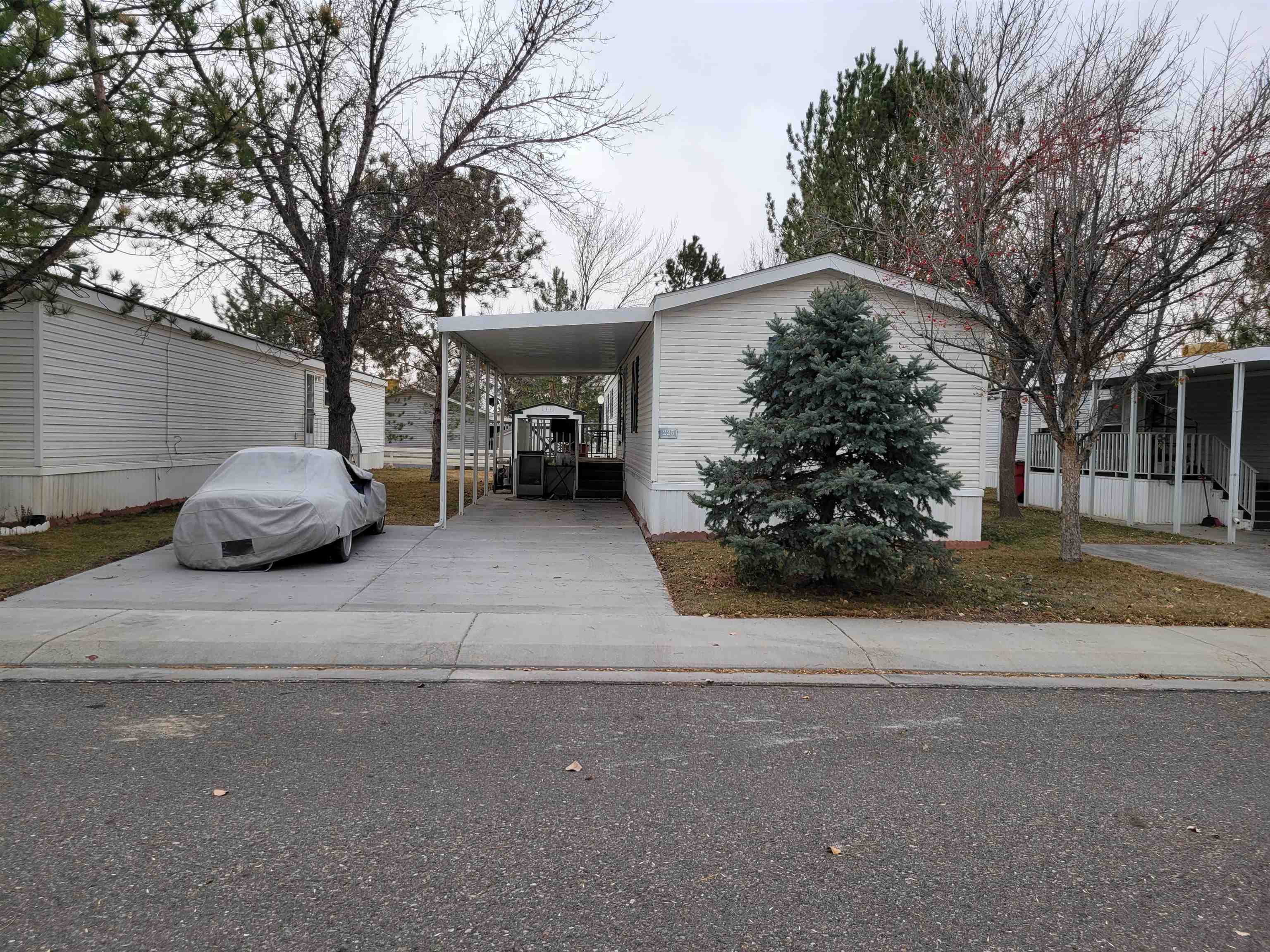 435 32 Road Unit: 225