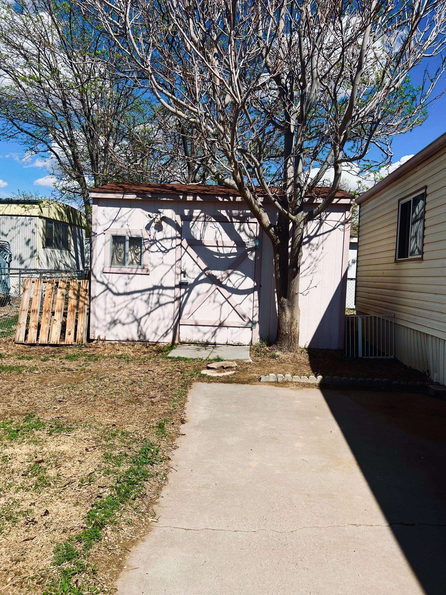 548 Glen Road