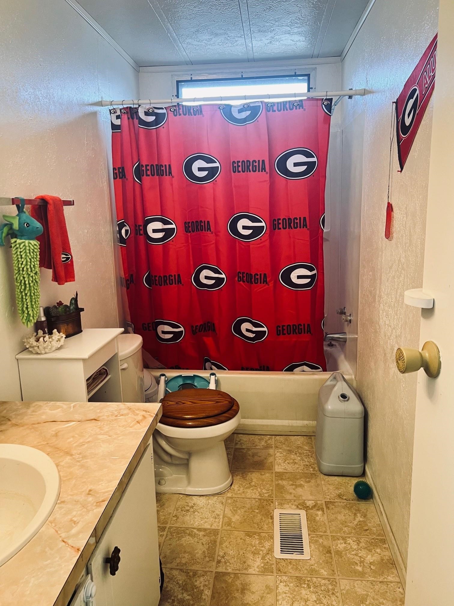 548 Glen Road