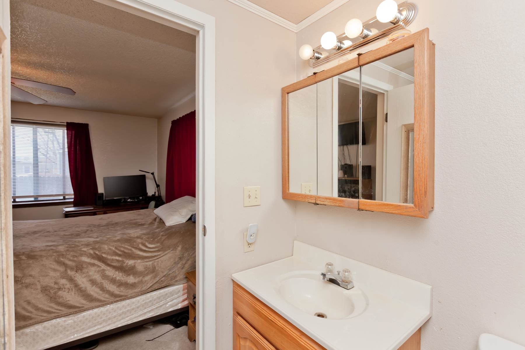 416 Meadowvale Way