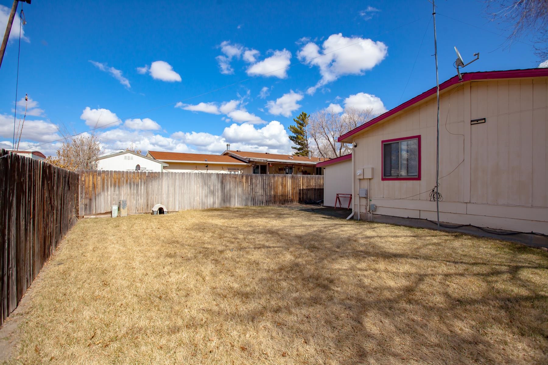 416 Meadowvale Way