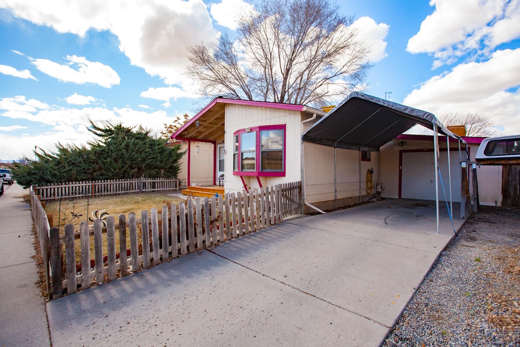 416 Meadowvale Way