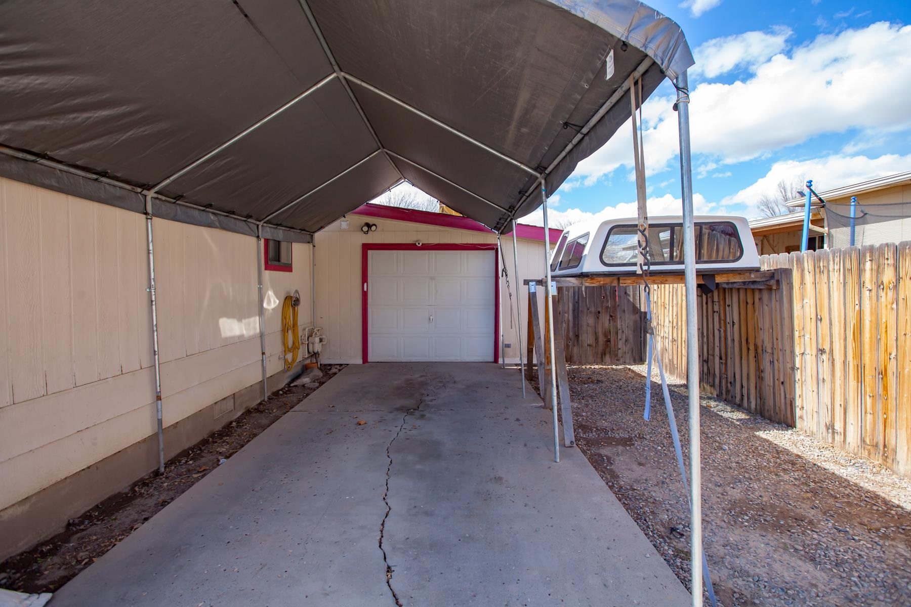 416 Meadowvale Way