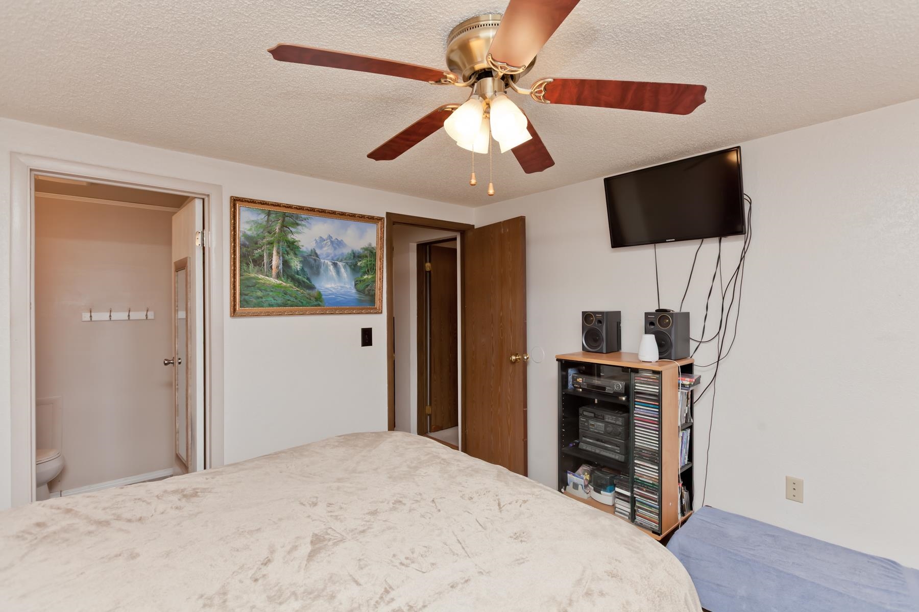 416 Meadowvale Way