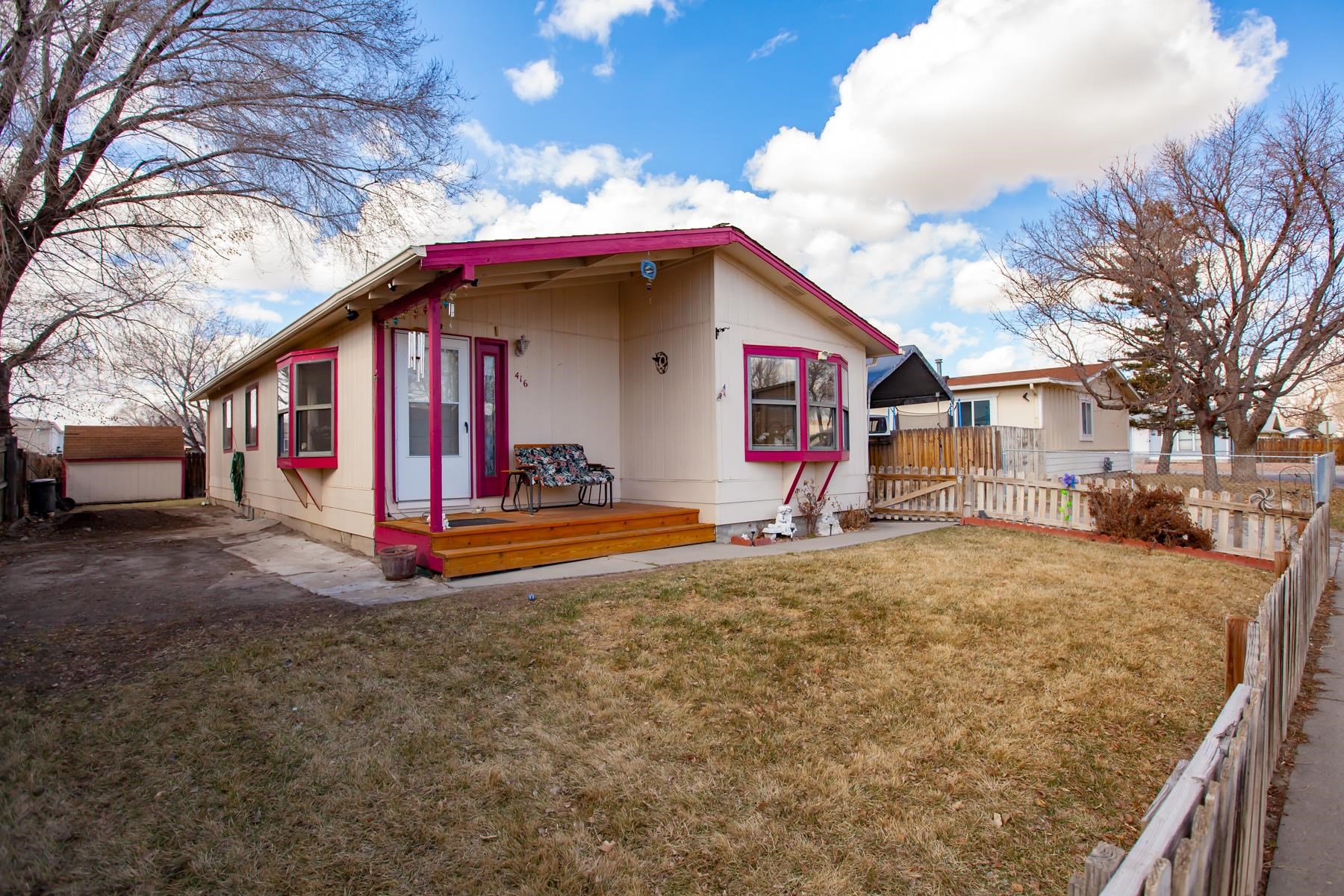 416 Meadowvale Way