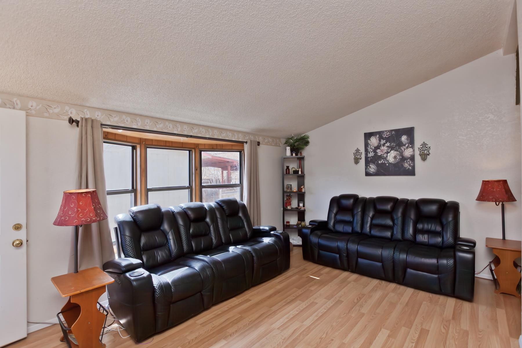416 Meadowvale Way
