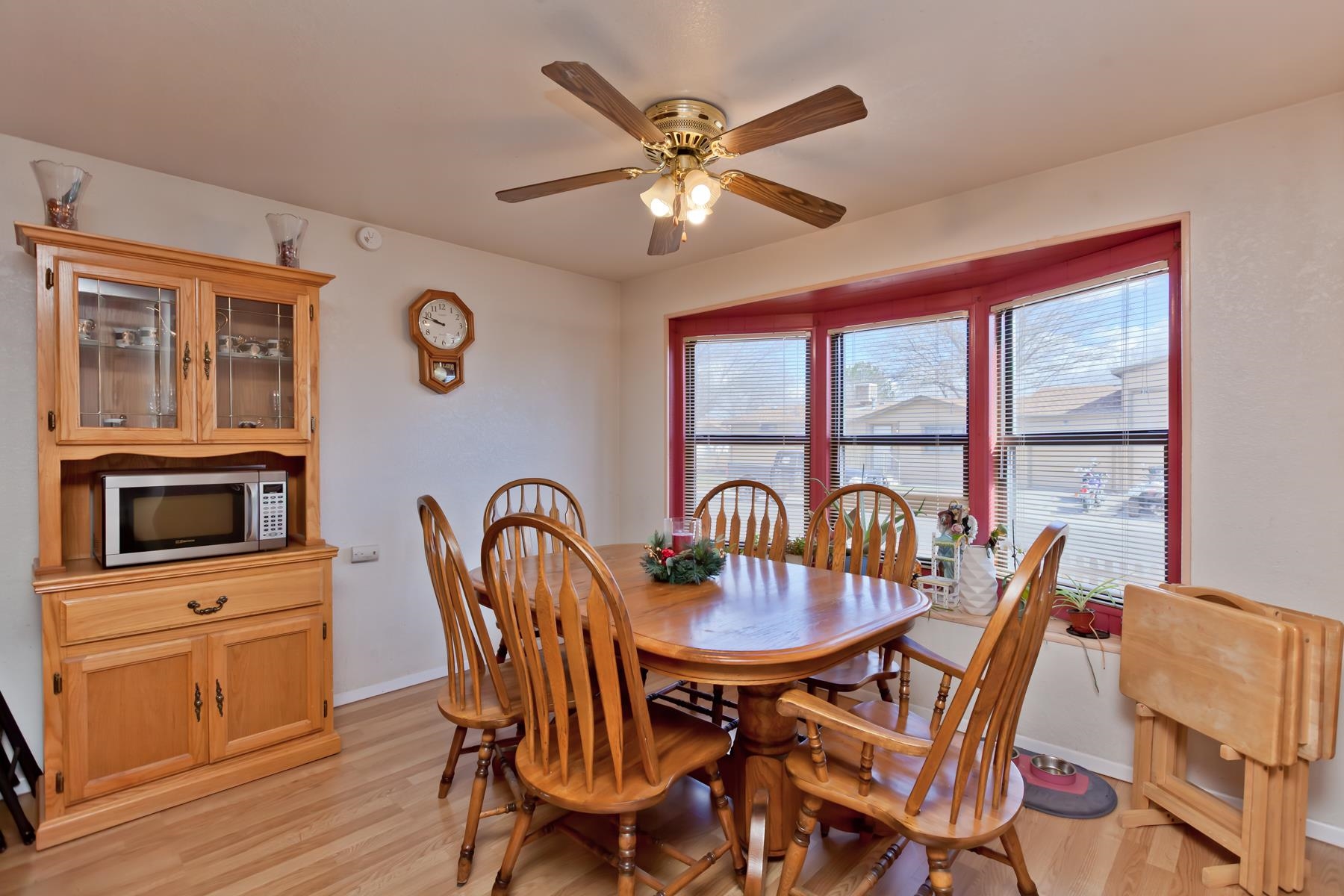 416 Meadowvale Way