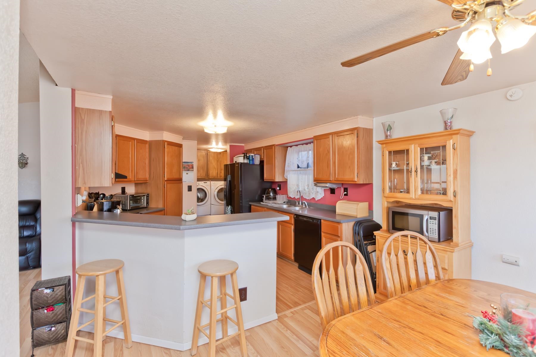 416 Meadowvale Way
